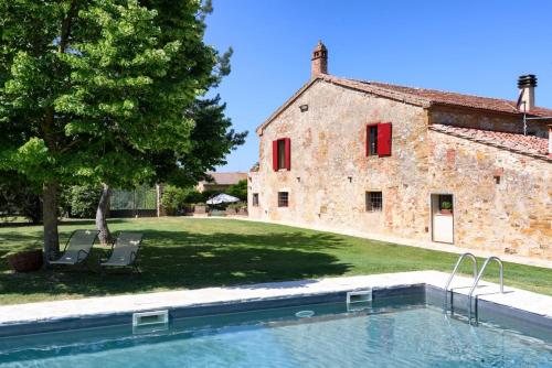 Charming House in Trequanda with Shared Pool — 4-Star Luxury Hotel in Trequanda, Italy