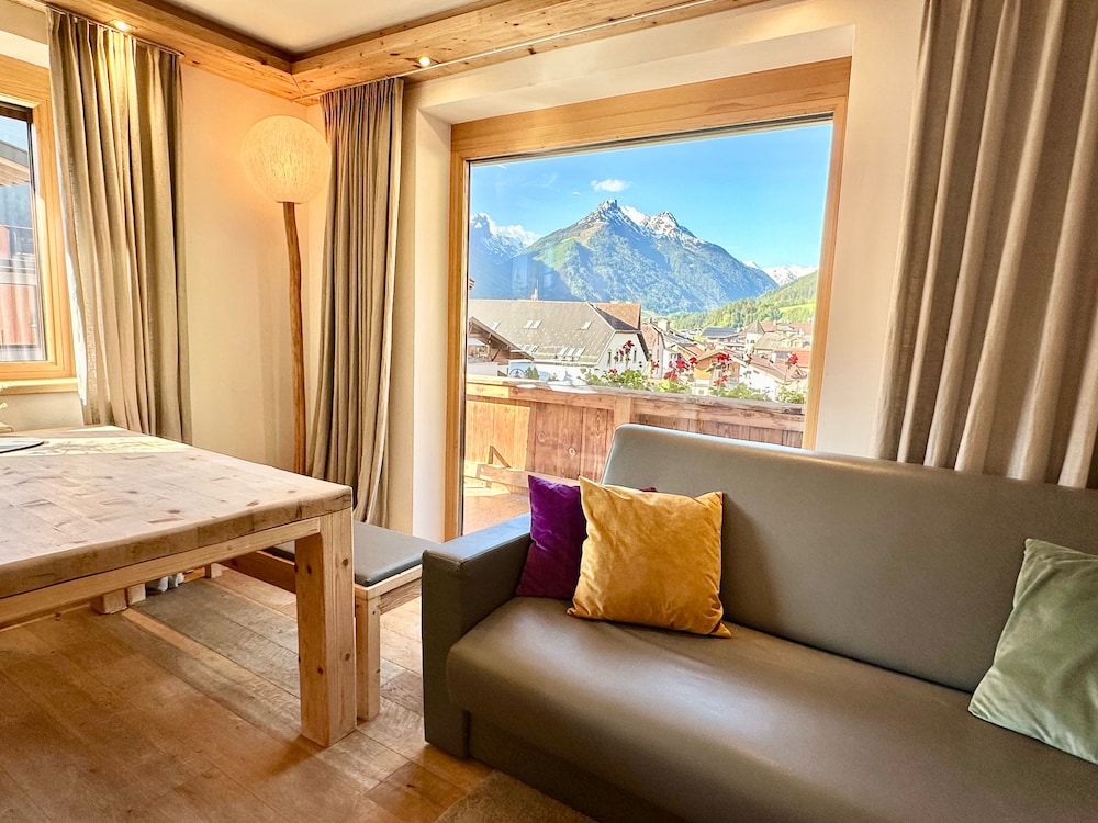 Aparthotel Krösbacher in Fulpmes, Austria