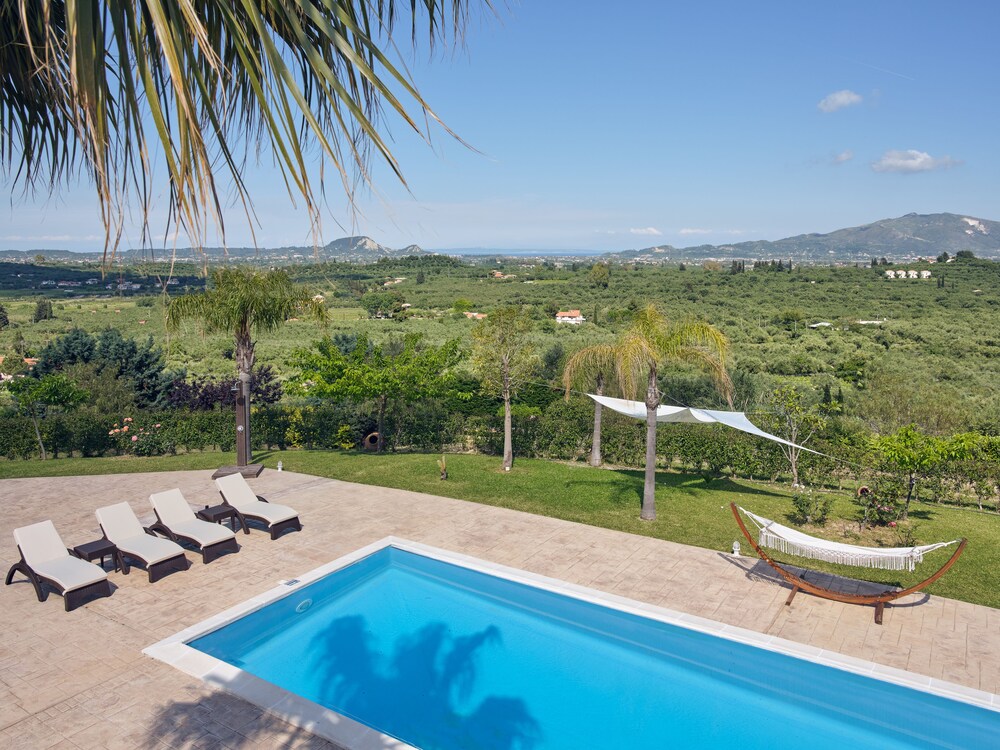 Palm Luxury Villa — 4-Star Luxury Hotel in Zakynthos, Greece