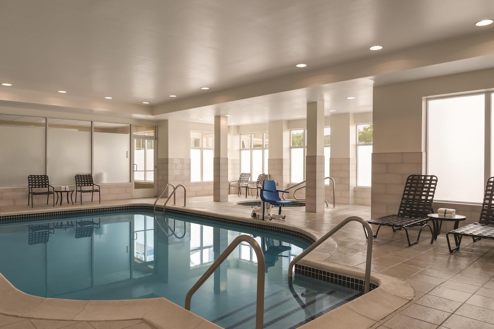 Hilton Garden Inn Allentown Bethlehem Airport - photo 22
