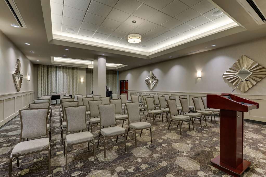 Drury Inn & Suites Cincinnati Northeast Mason - photo 28