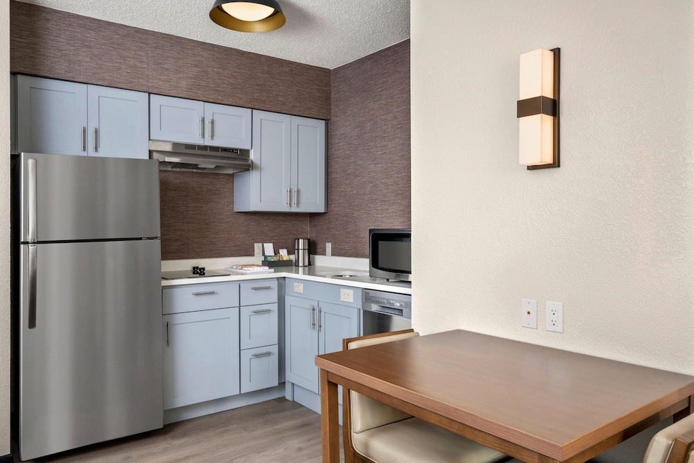 Residence Inn by Marriott Chicago Naperville Warrenville - photo 11