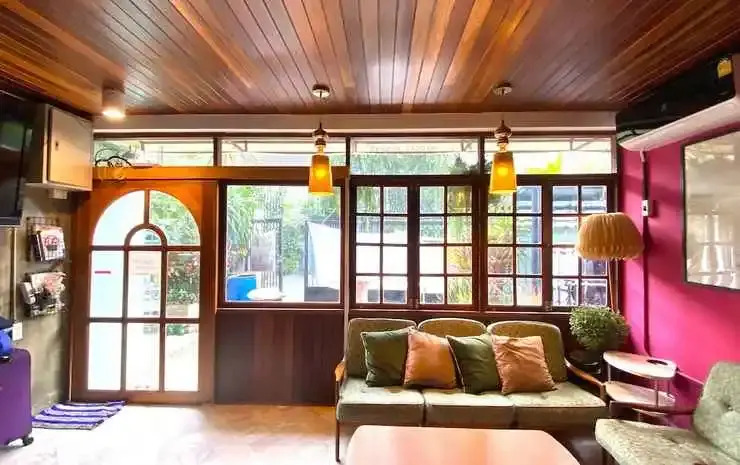T house Bkk Max15 people with private swimming pool