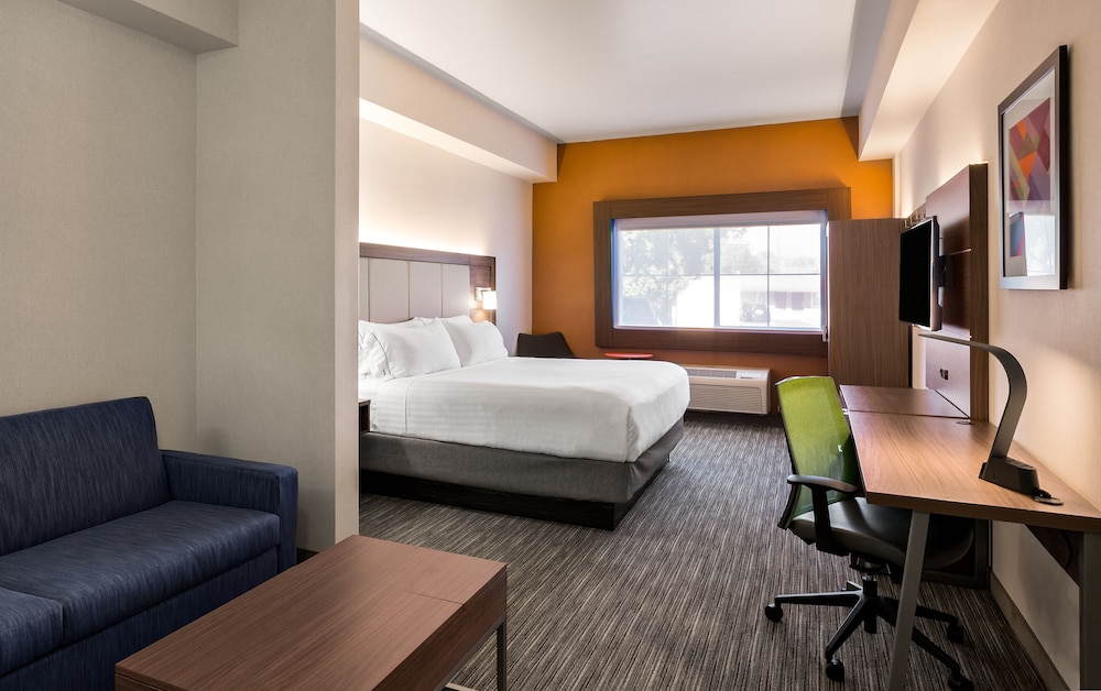Holiday Inn Express Hotel & Suites Oroville Lake by IHG - photo 3