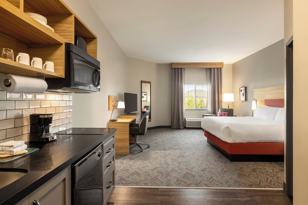 Candlewood Suites Mount Pleasant by IHG - photo 37