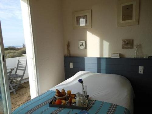 Hôtel de la Petite Plage - carbon neutral hotel in Unknown City