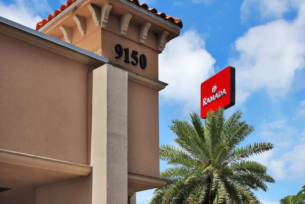 Ramada by Wyndham Jacksonville I 95 by Butler Blvd - photo 3