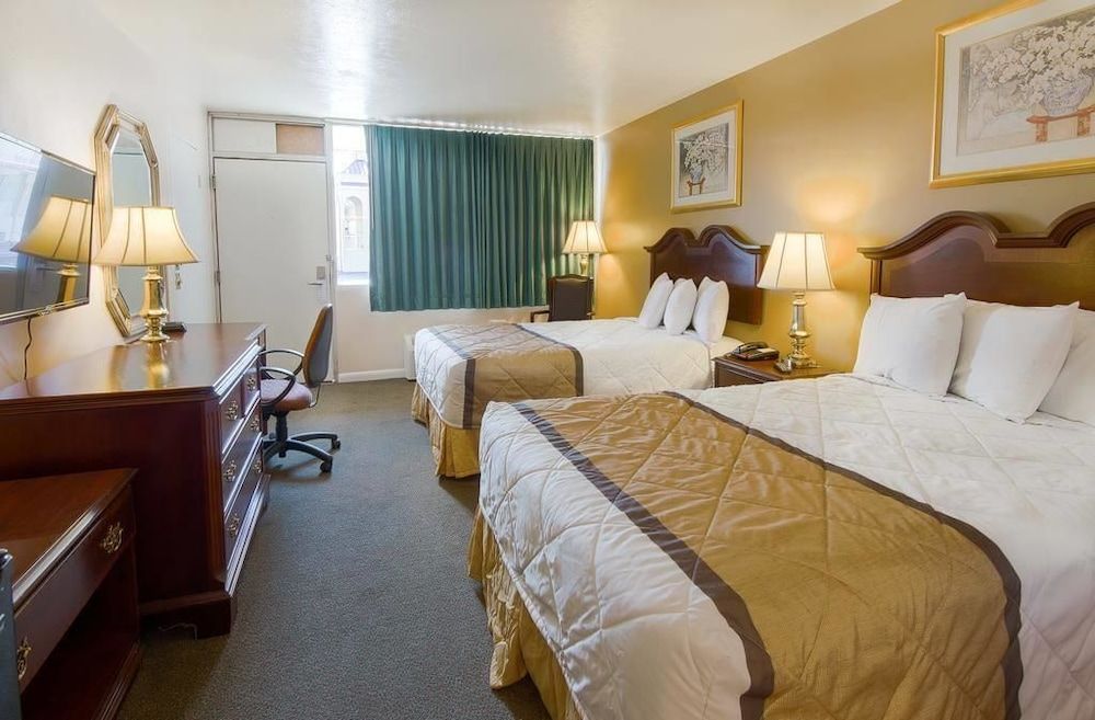 Travelodge by Wyndham Lynchburg - photo 10