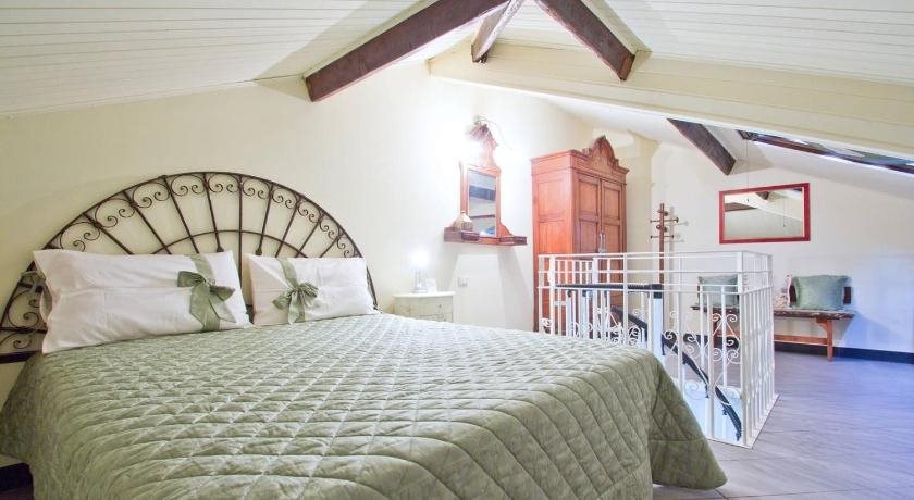 Case Vacanze Borgo Marina Imperia — 4-Star Luxury Hotel in Imperia, Italy
