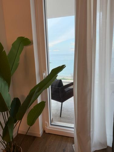 Dimora Giabi Sea View Apartment — 4-Star Luxury Hotel in Bari, Italy