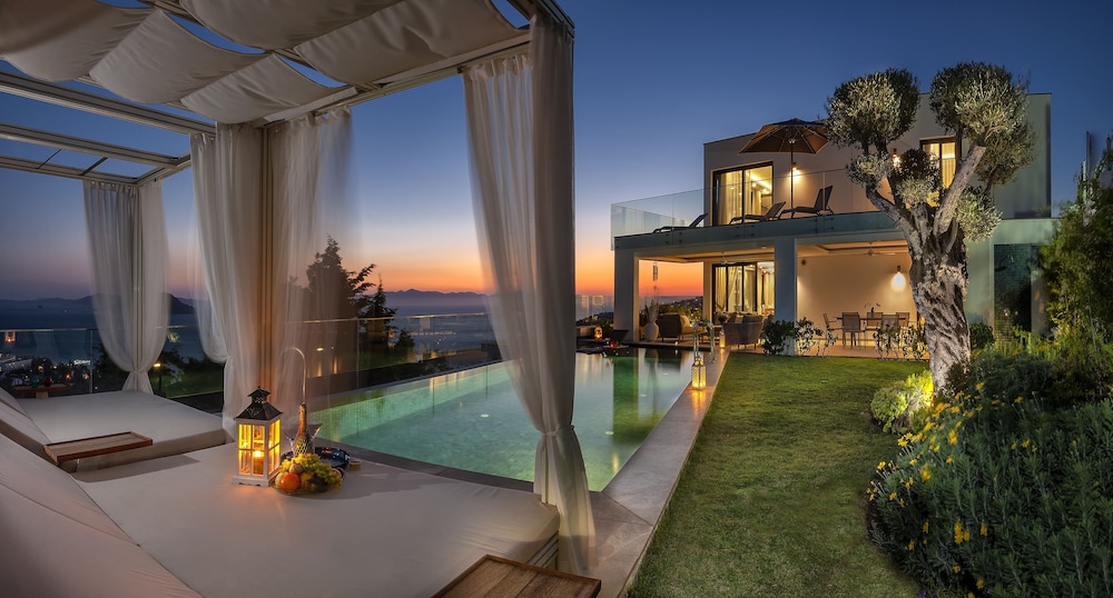 Bodrum Infinity — 4-Star Luxury Hotel in Bodrum, Turkey