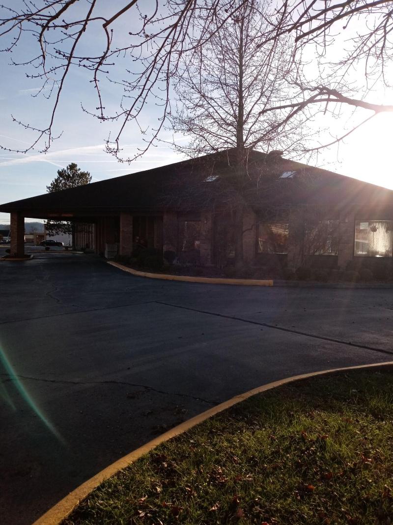 New Martinsville Inn - photo 4