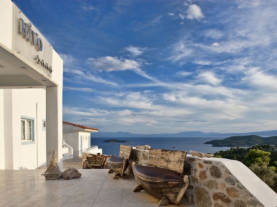 Kivo Art & Gourmet Hotel in Skiathos, Greece