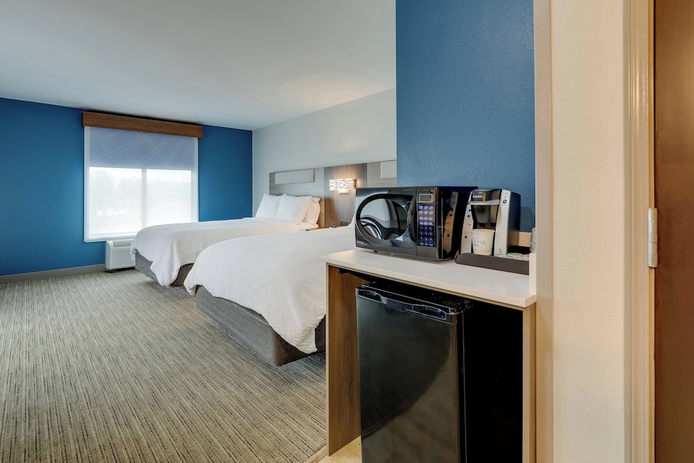 Holiday Inn Express Hotel & Suites Hinesville East Fort Stewart - photo 51