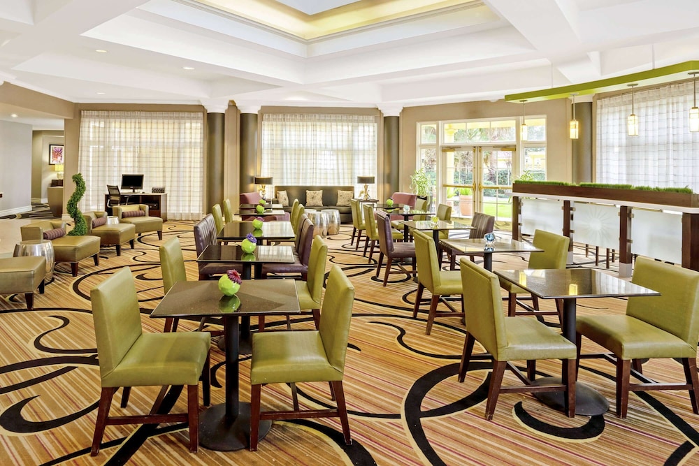 La Quinta Inn & Suites by Wyndham Houston West Park 10 - photo 2