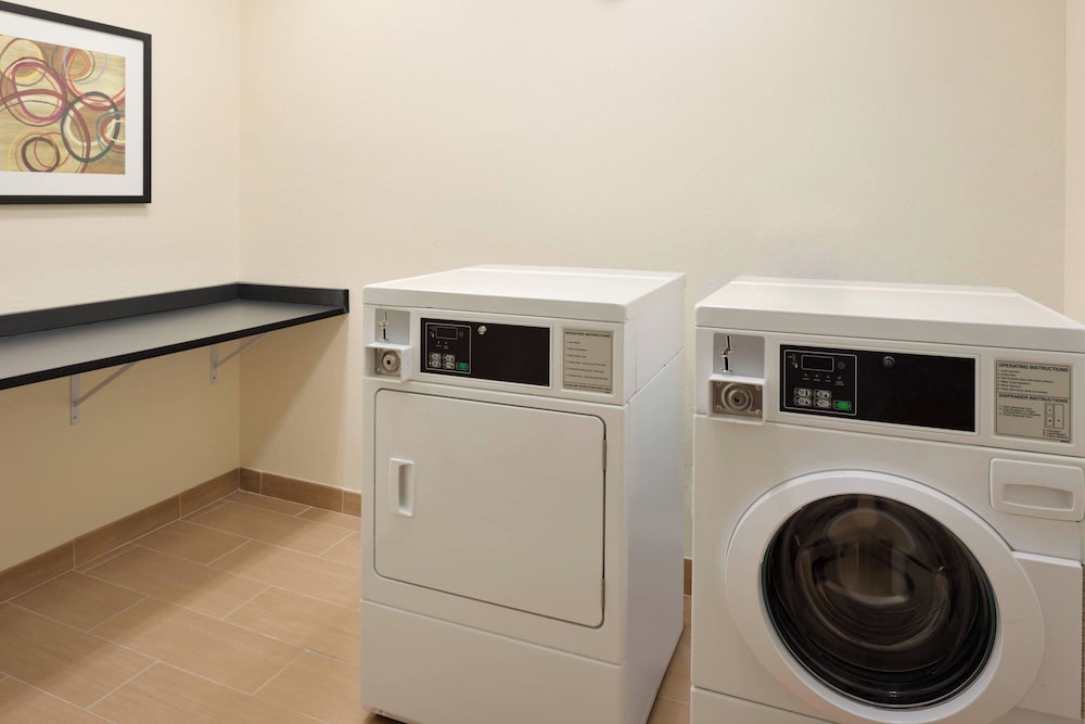 Fairfield Inn & Suites Youngstown Boardman Poland - photo 20