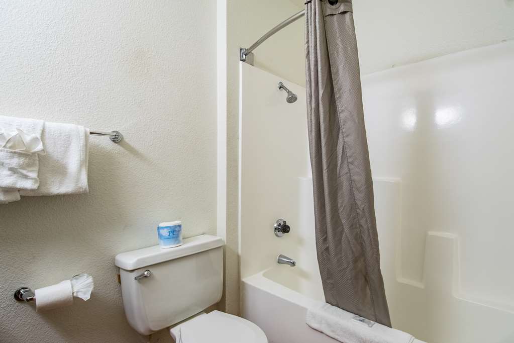 Studio6 Cypress CA - photo 18