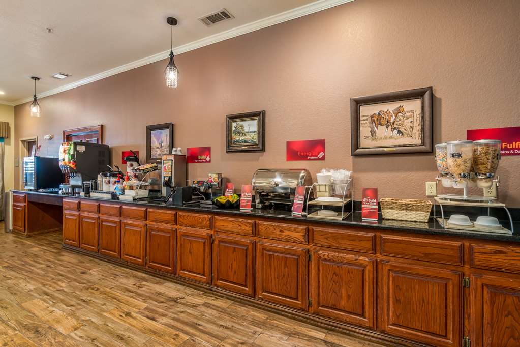 Best Western Plus Shamrock Inn & Suites - photo 4