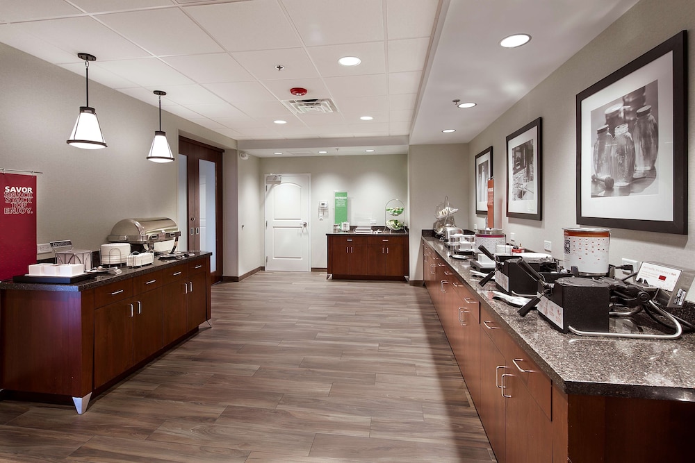 Hampton Inn & Suites Page Lake Powell - photo 25