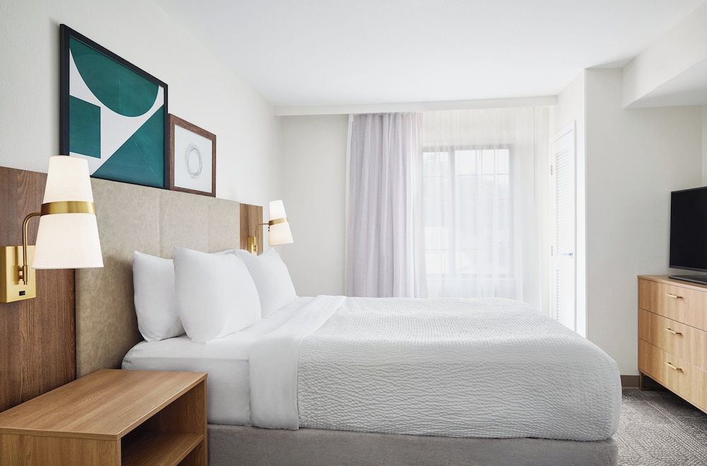 Staybridge Suites Downtown Peoria by IHG - photo 9