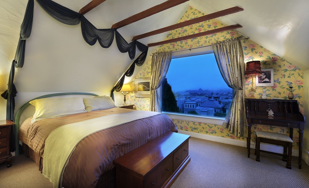 Noe's Nest Bed and Breakfast - featured photo