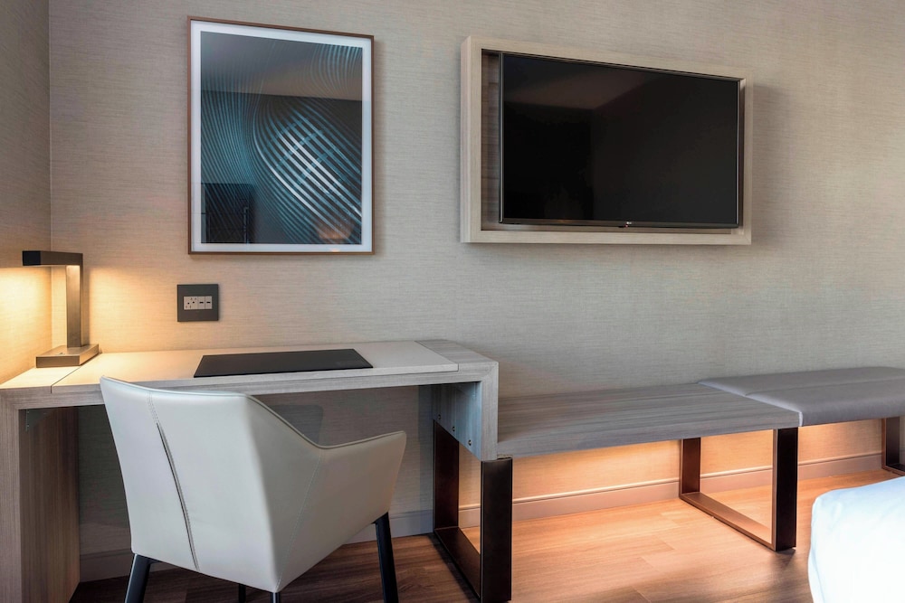 AC Hotel by Marriott Boston Downtown - photo 15