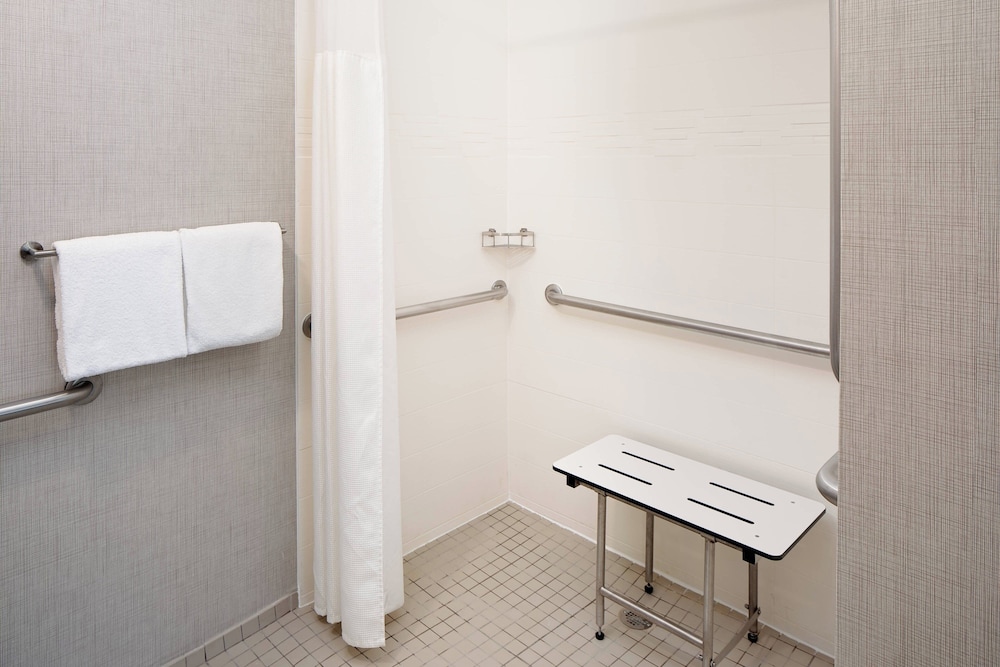 Residence Inn by Marriott Arlington - photo 12