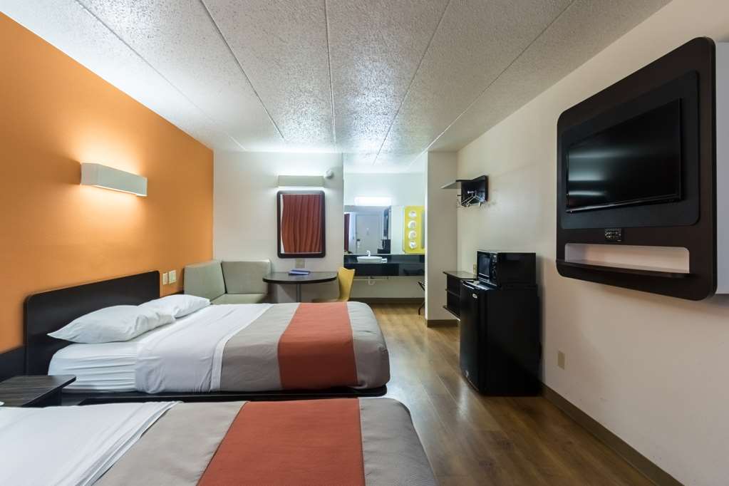 Motel 6 Crawfordsville IN - photo 21