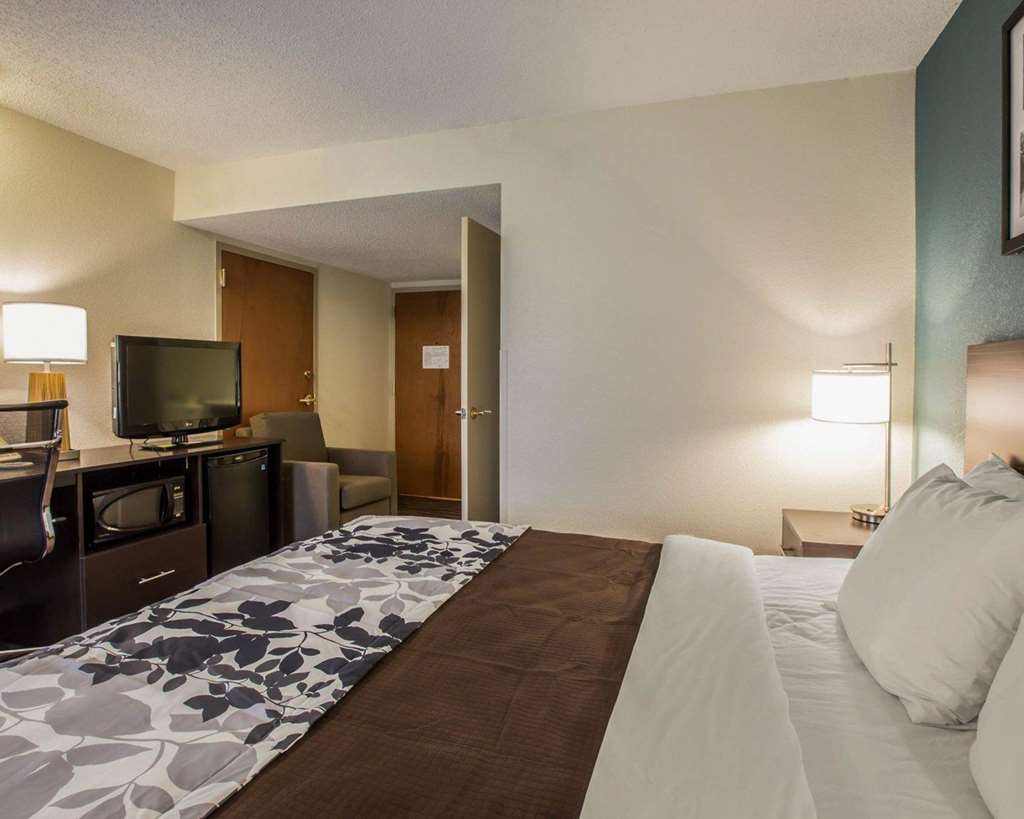 Sleep Inn Greensboro Airport - photo 10