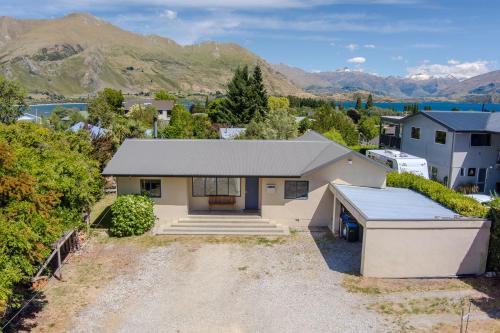 Terrific views on Totara in Wanaka, New Zealand