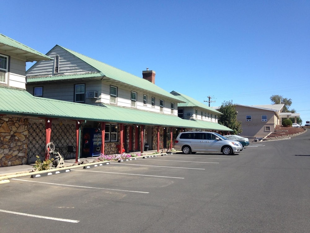 Rugged Country Lodge - photo 39