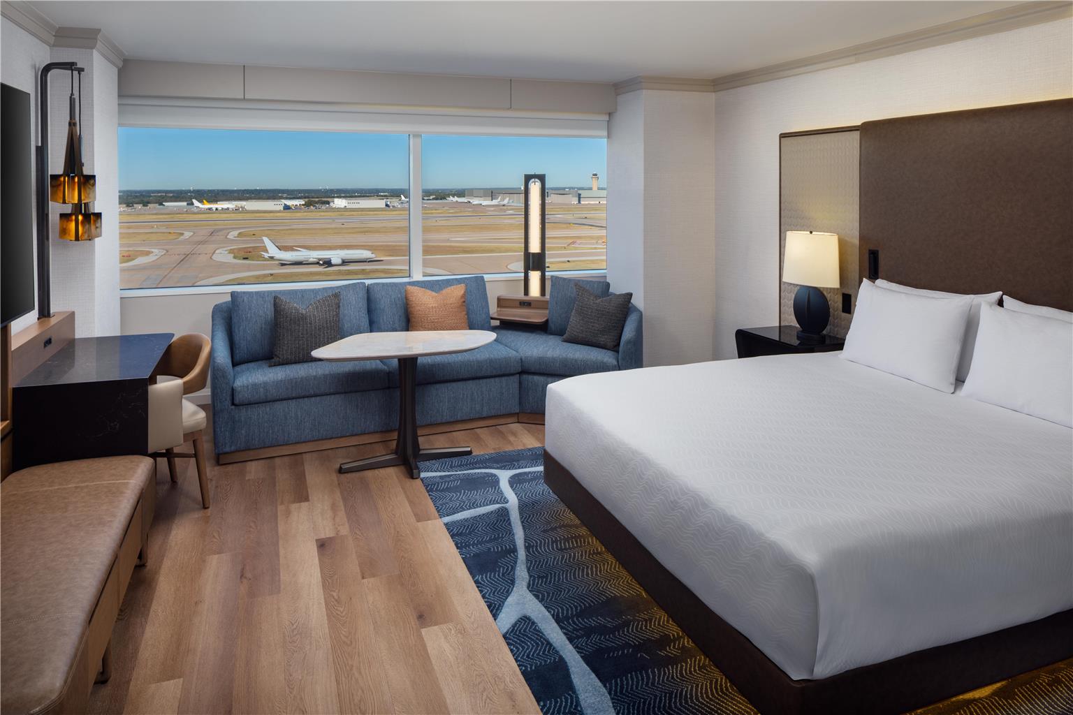 Grand Hyatt DFW Connected to the airport - photo 7