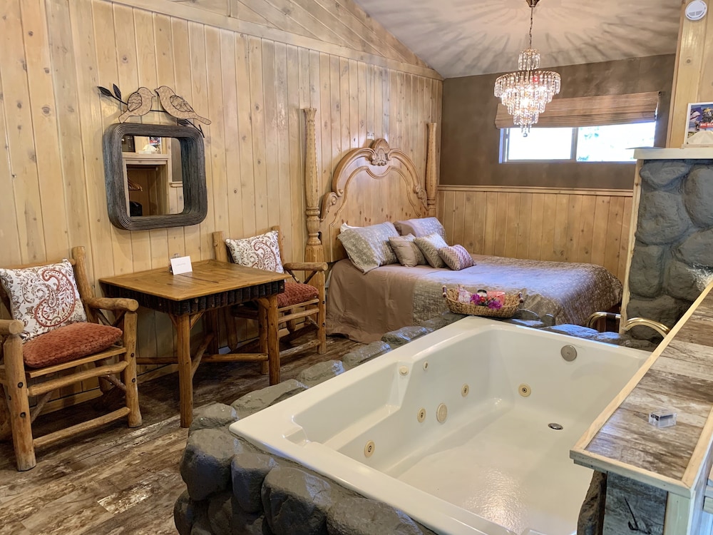 Grey Squirrel Resort - photo 6