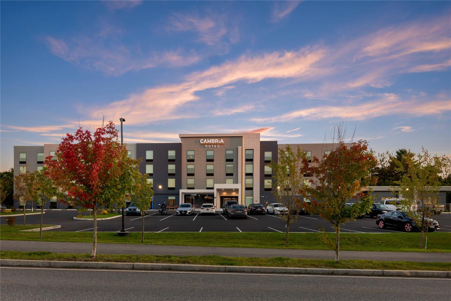 Cambria Hotel & Suites Plymouth - photo 6