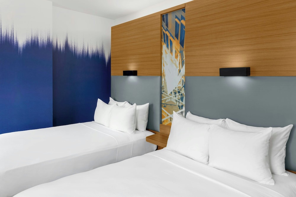 Aloft New York Brooklyn - photo 9