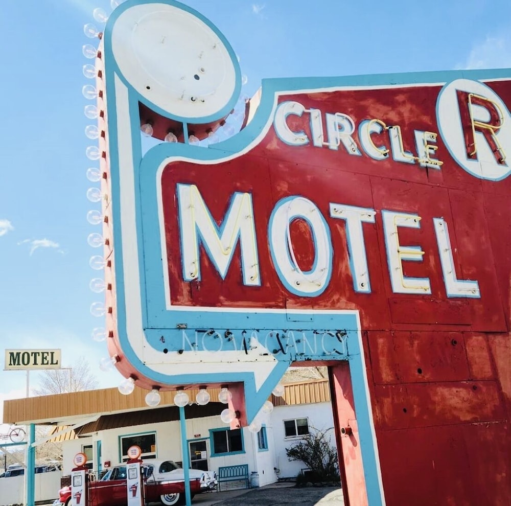 Circle R Motel - photo 50