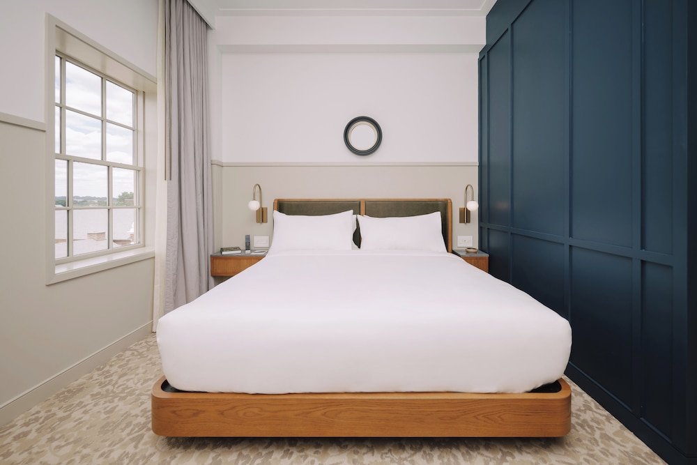 Hotel Heron Alexandria Old Town Curio Collection by Hilton - photo 38