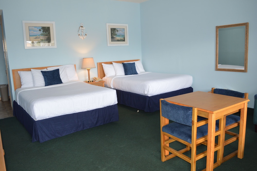 Dockside Inn & Resort - photo 17