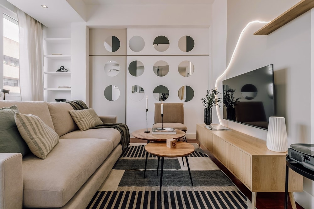 Avaroa 3 Bedrooms in Hispanoam Rica Madrid hotel