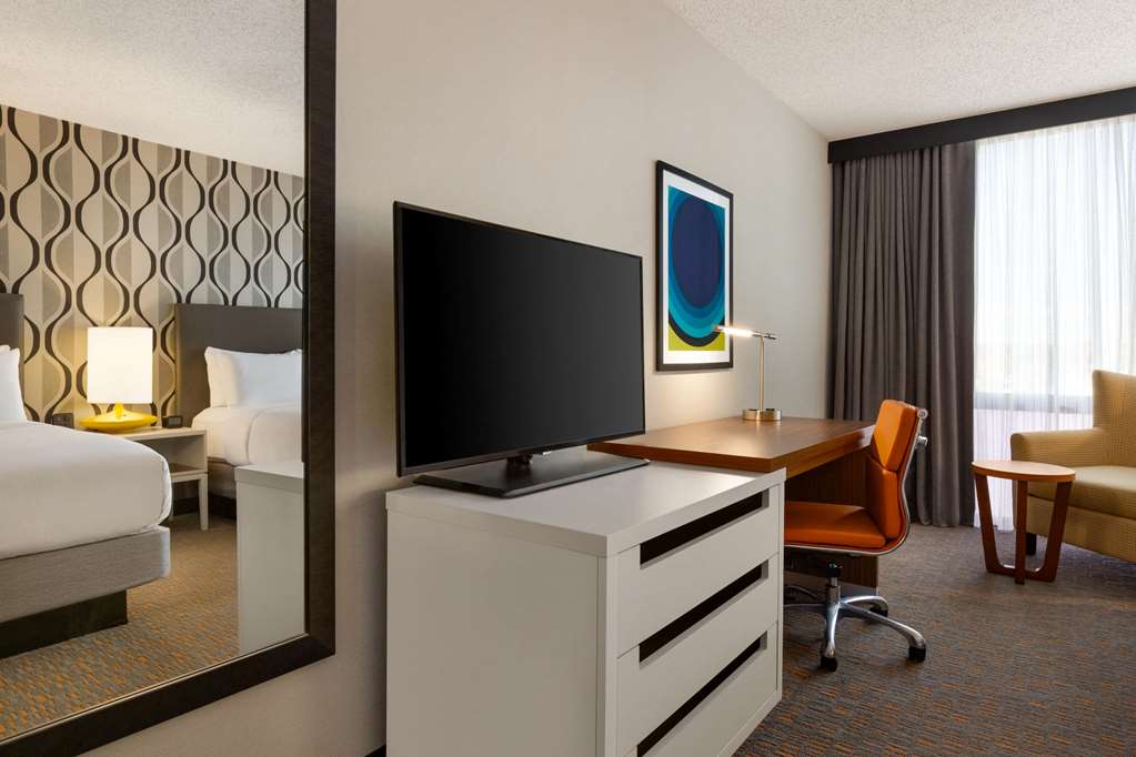 Wyndham Fort Smith City Center - photo 18
