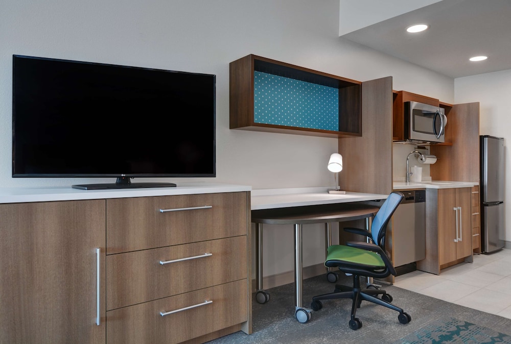 Home2 Suites by Hilton Fort Myers Colonial Blvd - photo 14