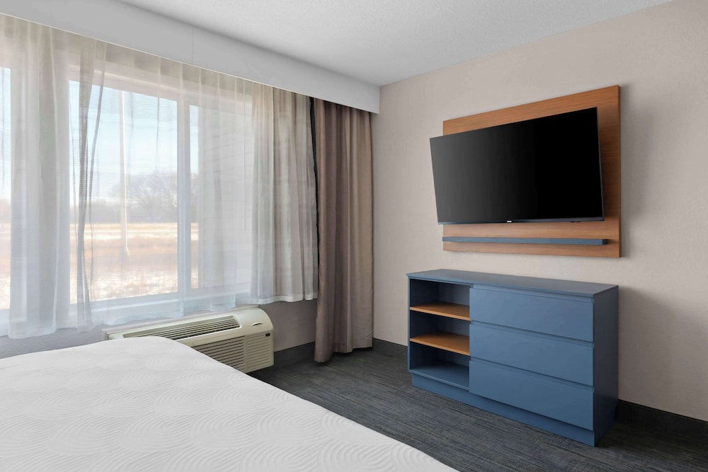 Country Inn & Suites by Radisson Coon Rapids MN - photo 53