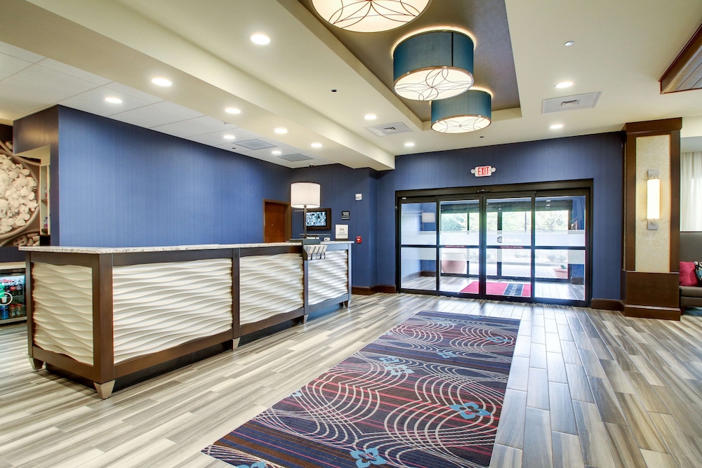 Hampton Inn & Suites Greenville Airport SC - photo 6