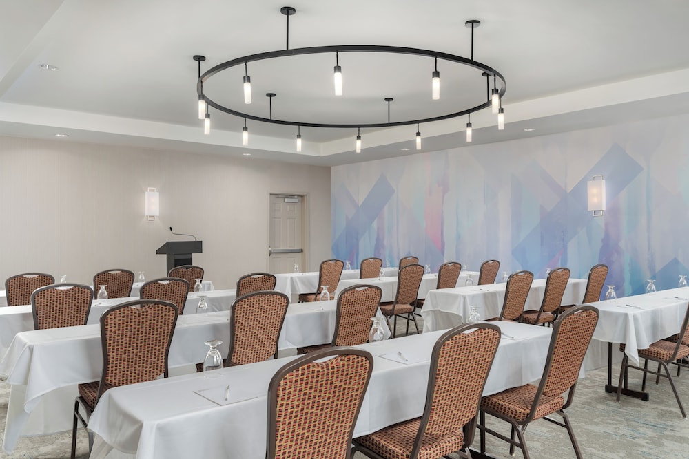 Hilton Garden Inn Dover - photo 32