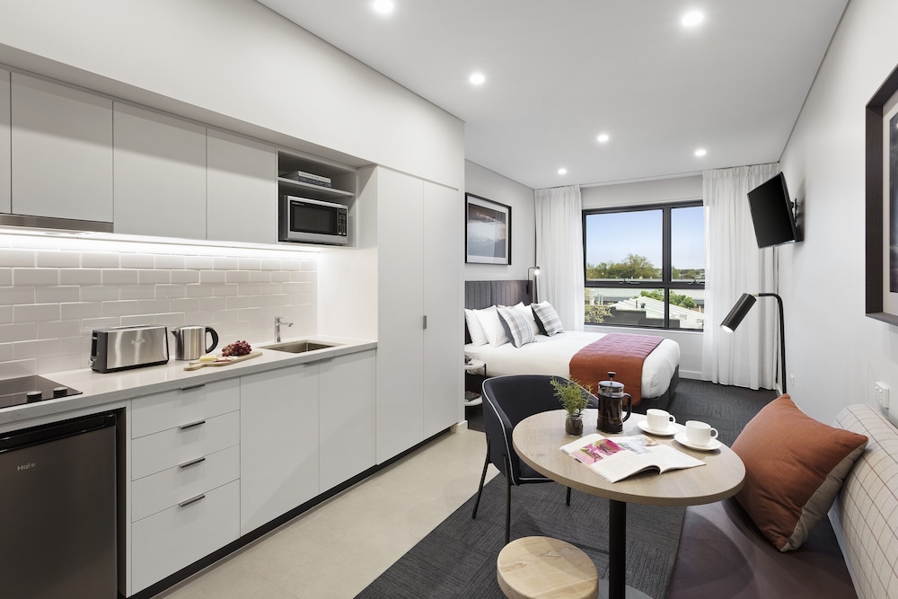 Quest Orange — 4-Star Luxury Hotel in Orange, Australia