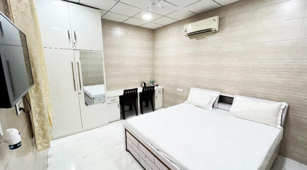 Divya Anubhuti Pravas — 5-Star Luxury Hotel in New Delhi, India
