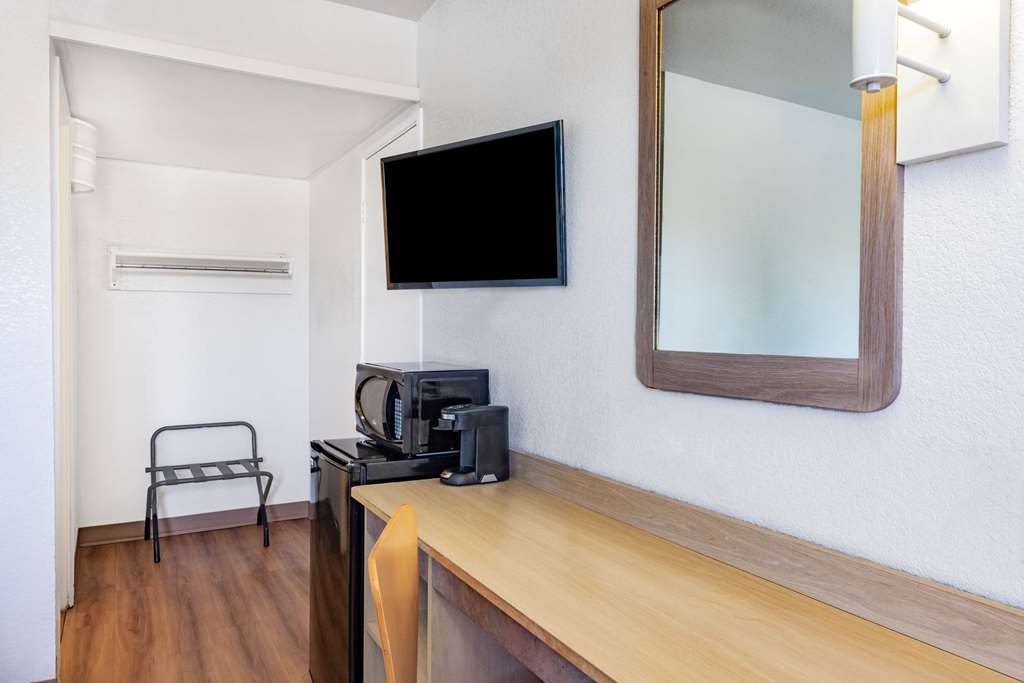 Travelodge by Wyndham Miles City - photo 9