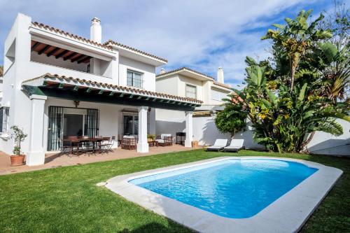 GINVA Villa Puerto Sherry — 4-Star Luxury Hotel in El Puerto De Santa Maria, Spain