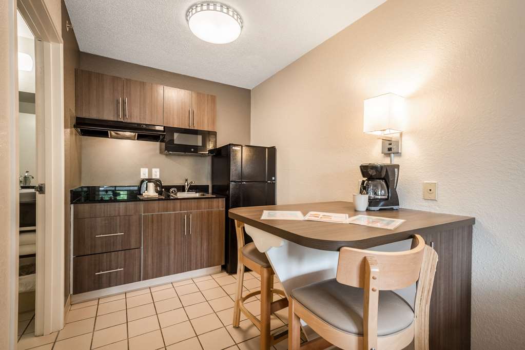 Studio 6 Extended Stay Roswell GA Atlanta - photo 25