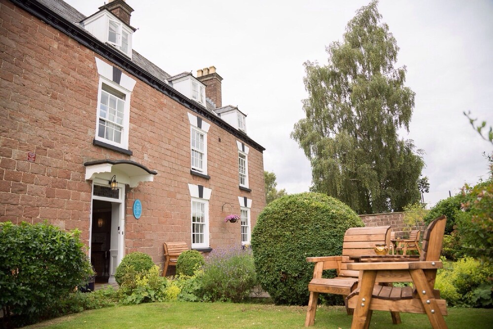 Forest House 5005437 — Coleford